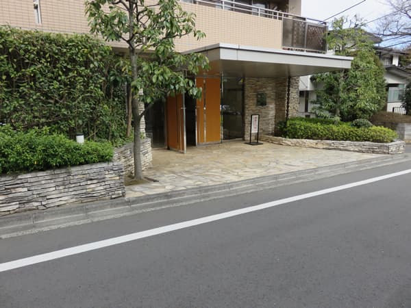 サンフル藤が丘ガーデンハウス 3