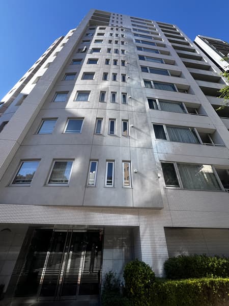 ラコント新宿セントラルパークアパートメント 1