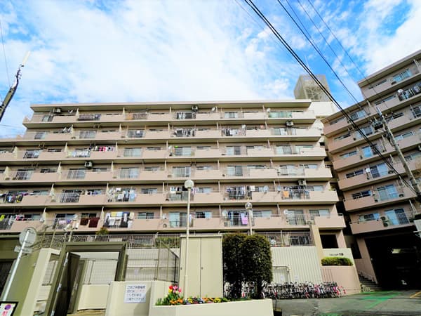 クイーンハイツ久地 1