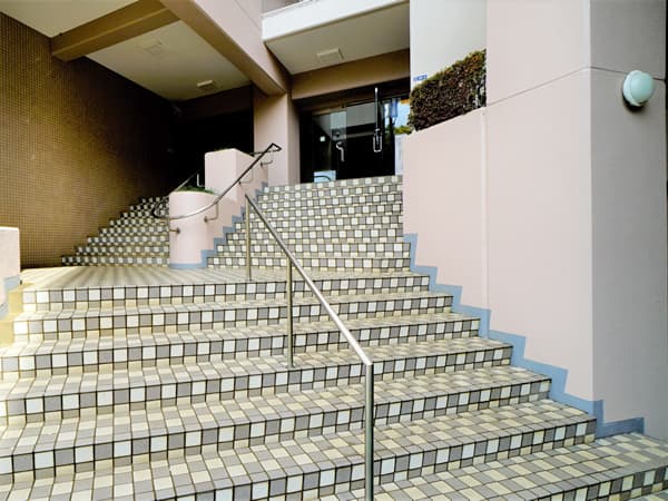 クイーンハイツ久地 3