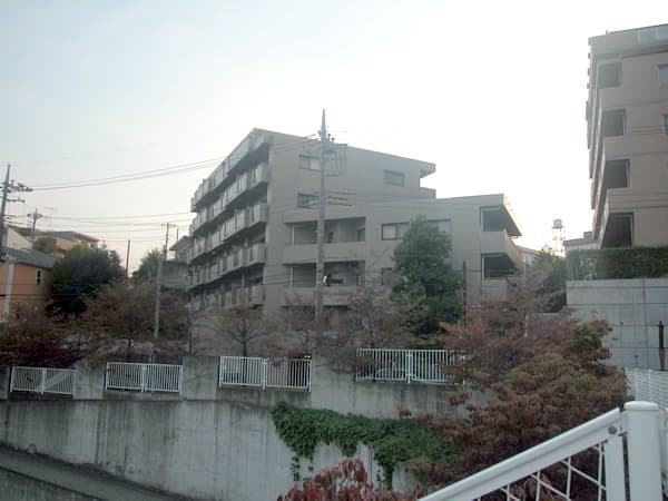 サーパス市ヶ尾 3