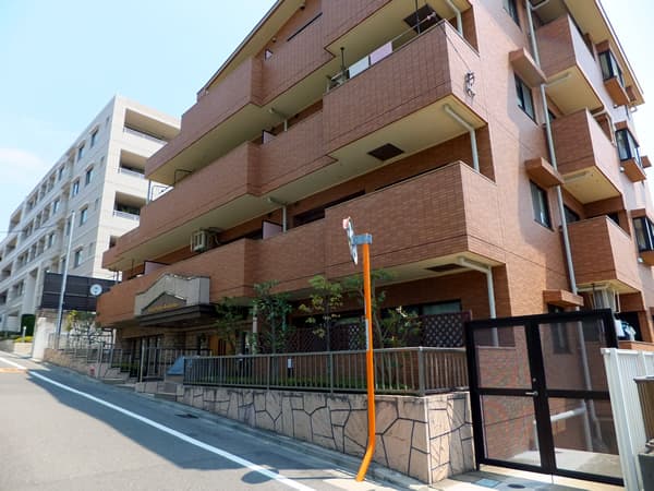 ライオンズガーデン宮前平 2