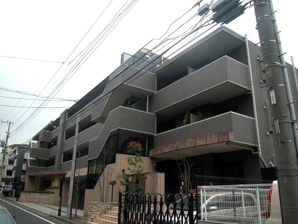 ヴェルビュ青葉台ブラオ 2