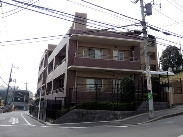 ヒルズ青葉台2丁目 4