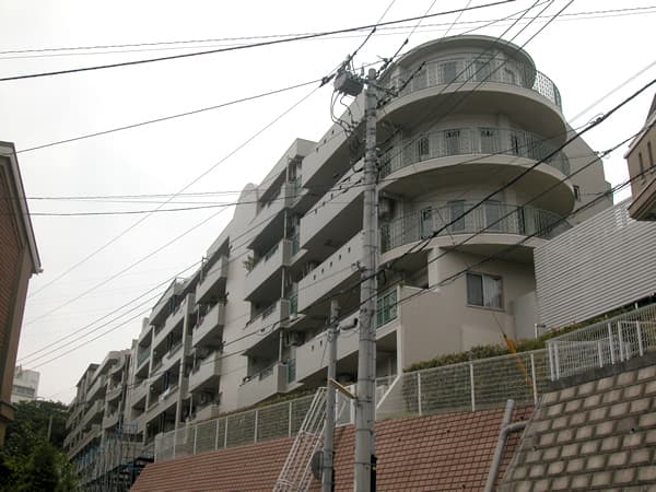 ヒューマンスクエア鷺沼東 1