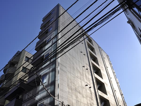 プレールドゥーク横浜反町 1