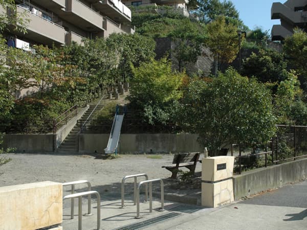 東急ドエルアルスあざみ野サウスヒル 3