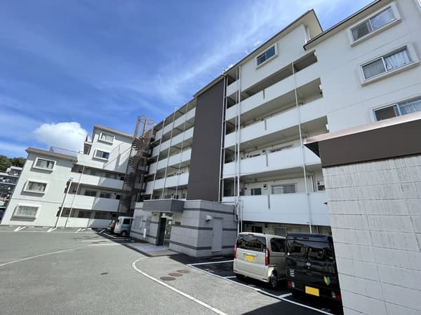 グリーンヒルズ金沢文庫 1