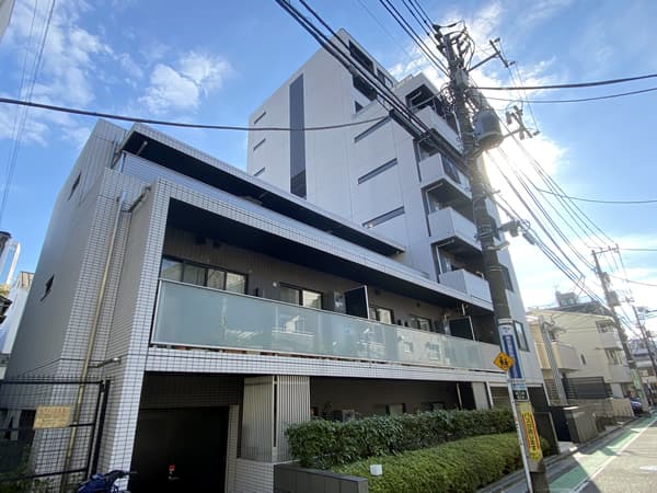 パークレーン渋谷本町 1