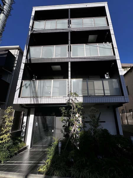 クレイシア新宿ノース 1