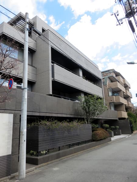 グラウィス山王 5