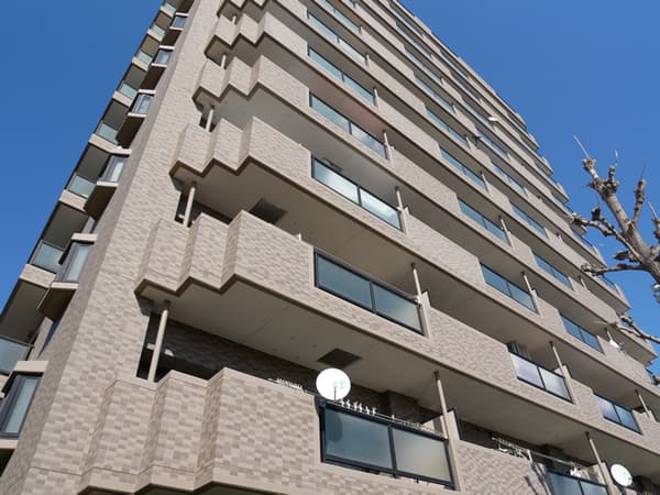 エスカイア八王子万町 1