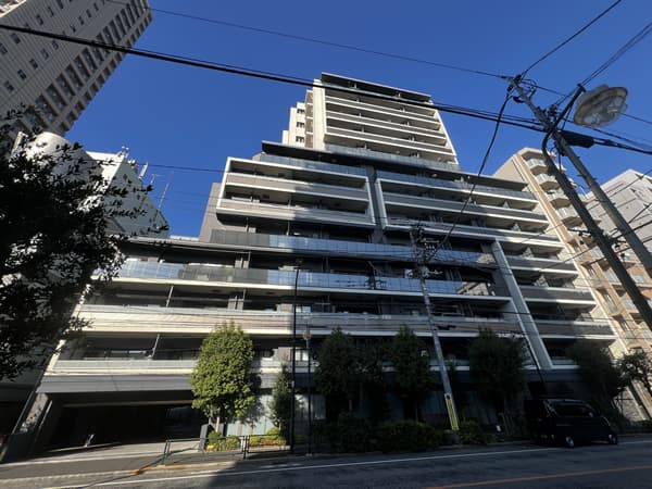 プラウド新宿牛込柳町 1