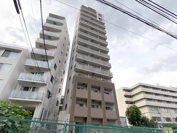 ドルチェ東新宿 1