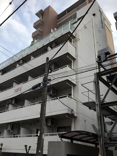 スカイコート鶯谷 1