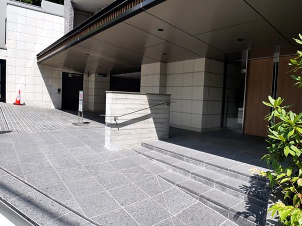 バウス目白御留山 11