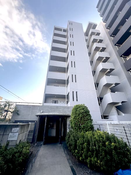 プレールドゥーク新大久保 1