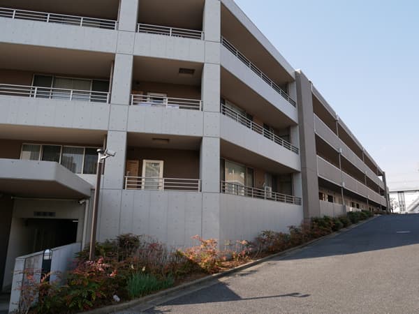 パークグランディ代々木ウエストレジデンスC棟 2