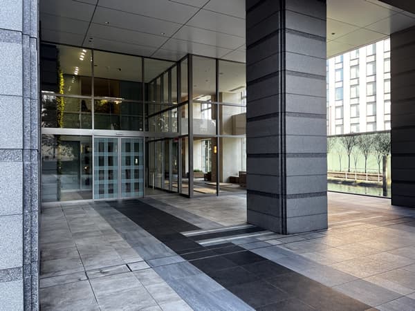 Tomihisa Crossコンフォートタワー 5