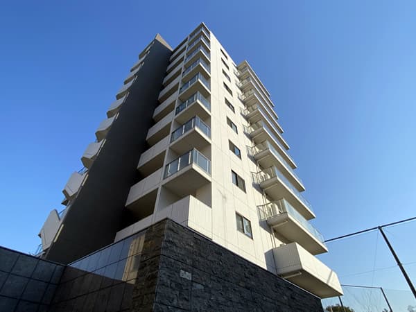 プレシス新宿御苑 1