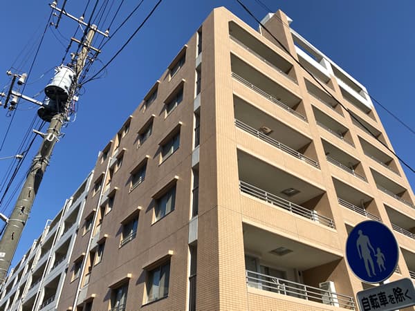 ラヴィドール田無ステーションフロント 1