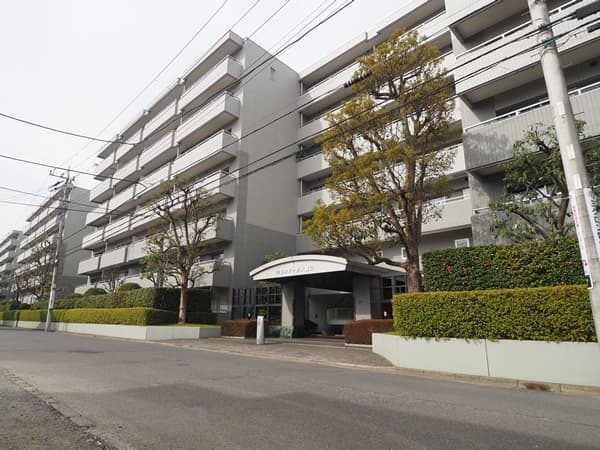 ダイアパレスグランデージ大倉山 1