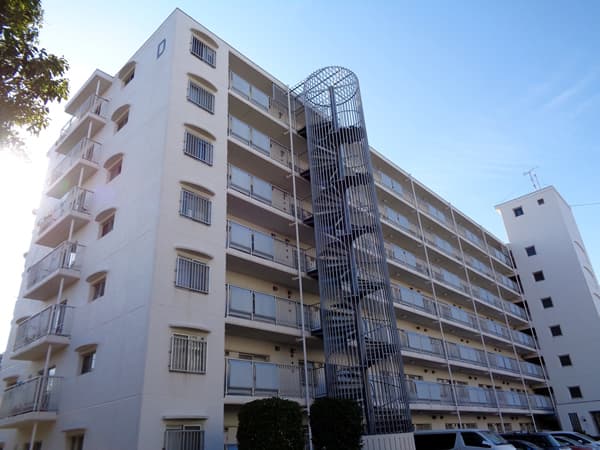 コープ保土ヶ谷D棟 1