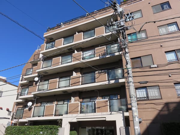 シャロンロイヤル代々木初台 1