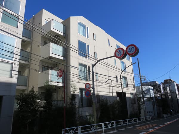 デュオヴェール渋谷初台 1