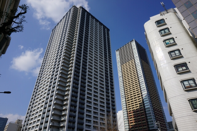 池袋駅周辺の建物画像